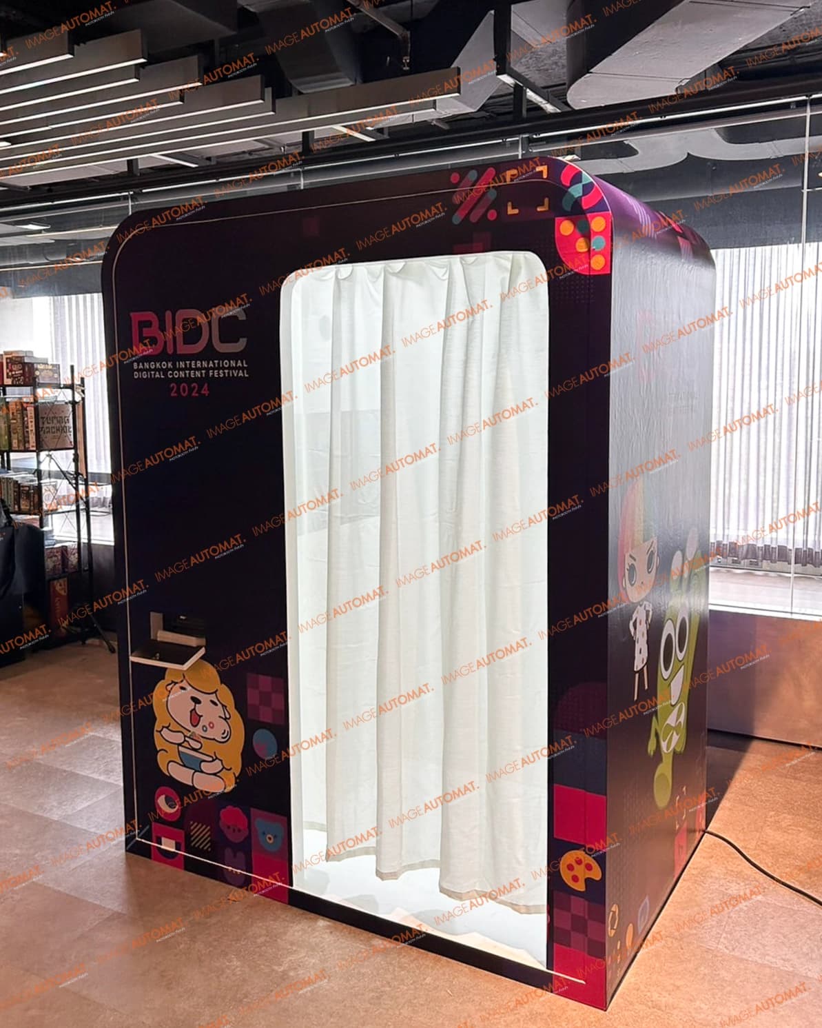 ผลงานตู้โฟโต้บูธ Photobooth Structure ผลิตภายในประเทศไทย แข็งแรงทนทาน - งานที่ 18